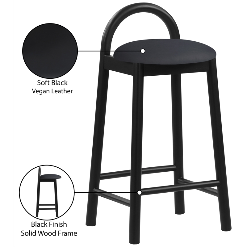 Meridian Furniture Calvin 27