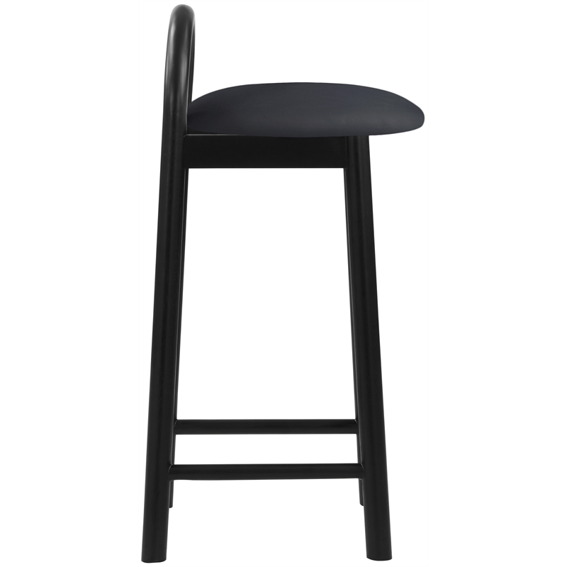 Meridian Furniture Calvin 27