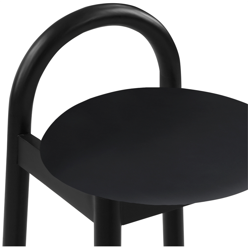Meridian Furniture Calvin 27
