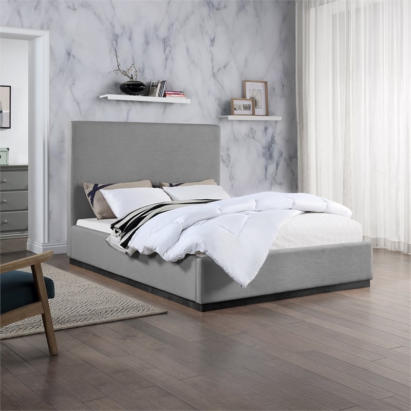 Meridian Furniture Alfie Grey Linen Textured Fabric Queen Bed