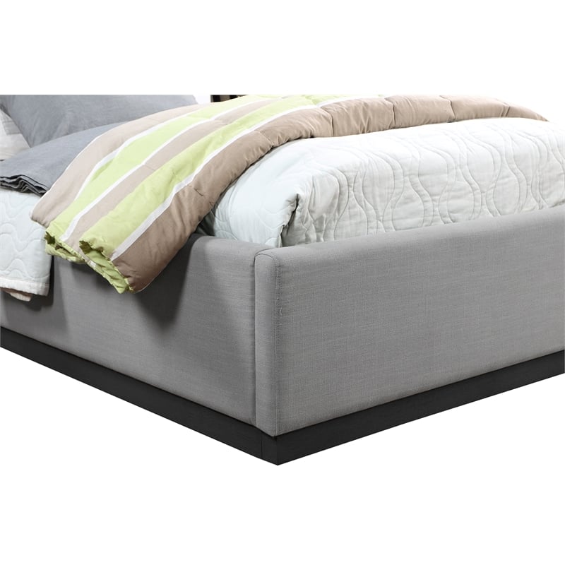 Meridian Furniture Alfie Grey Linen Textured Fabric Twin Bed