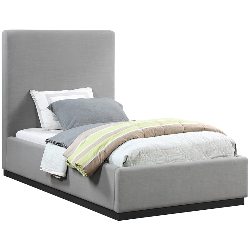 Meridian Furniture Alfie Grey Linen Textured Fabric Twin Bed