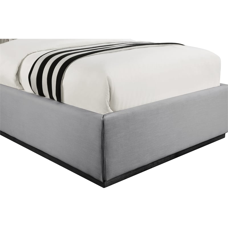 Meridian Furniture Logan Grey Linen Textured Fabric Twin Bed