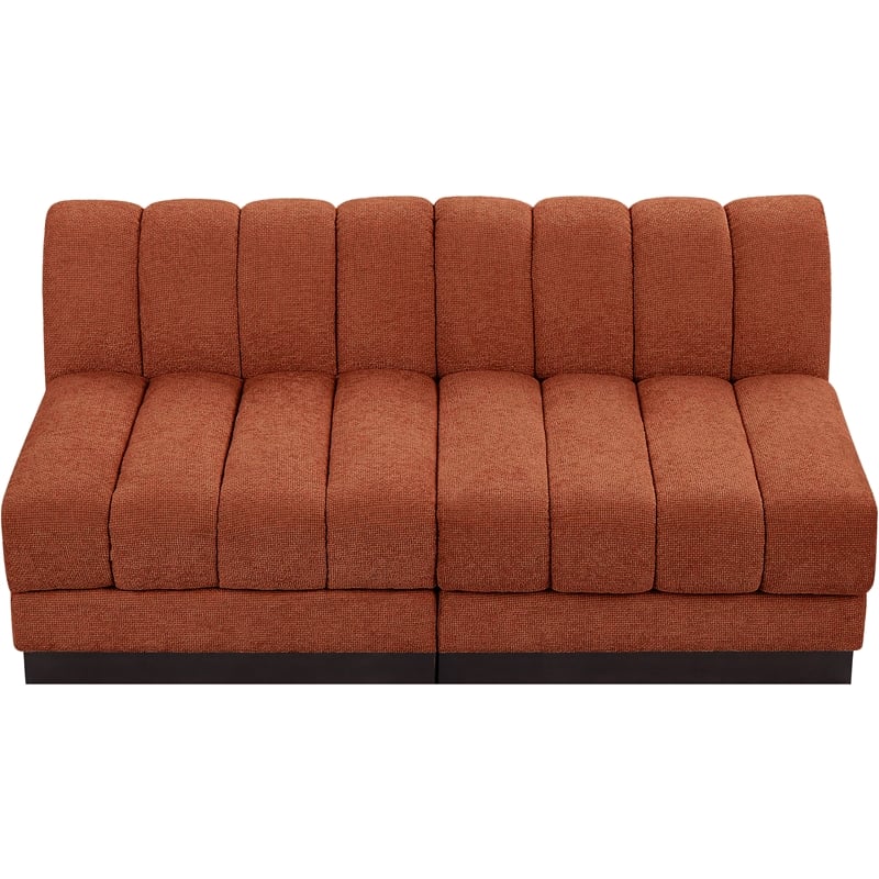 Meridian Furniture Quinn 64