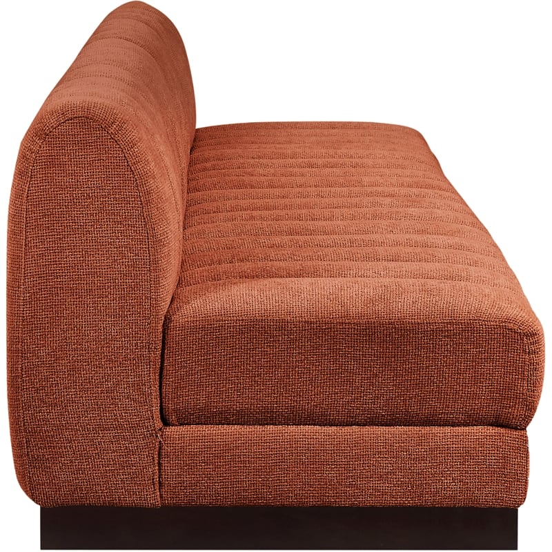 Meridian Furniture Quinn 128