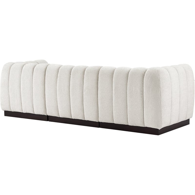 Meridian Furniture Quinn 101