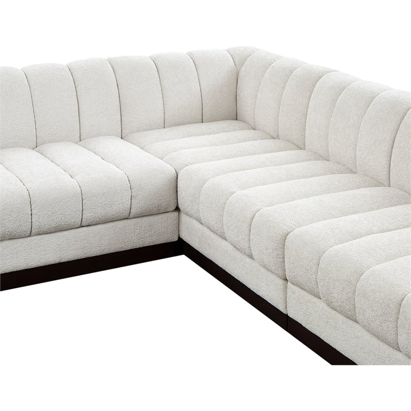 Meridian Furniture Quinn 98.5