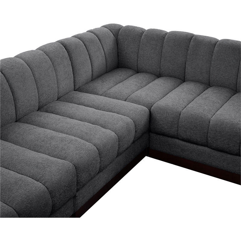 Meridian Furniture Quinn 101