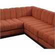 Meridian Furniture Quinn 133