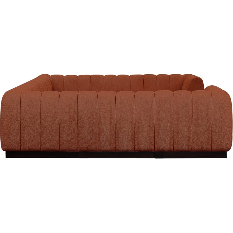 Meridian Furniture Quinn 133