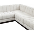 Meridian Furniture Quinn 133