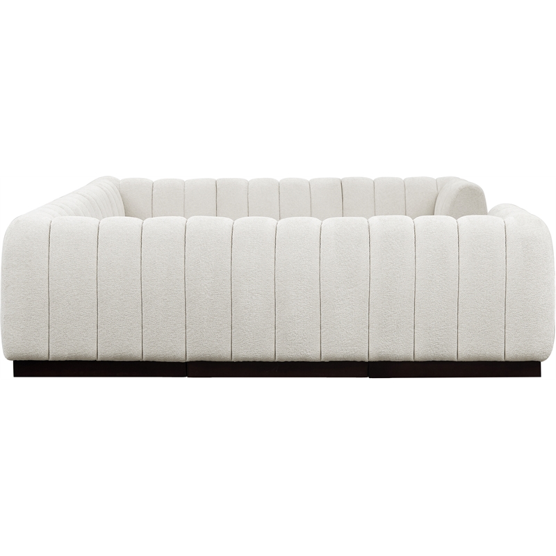 Meridian Furniture Quinn 133