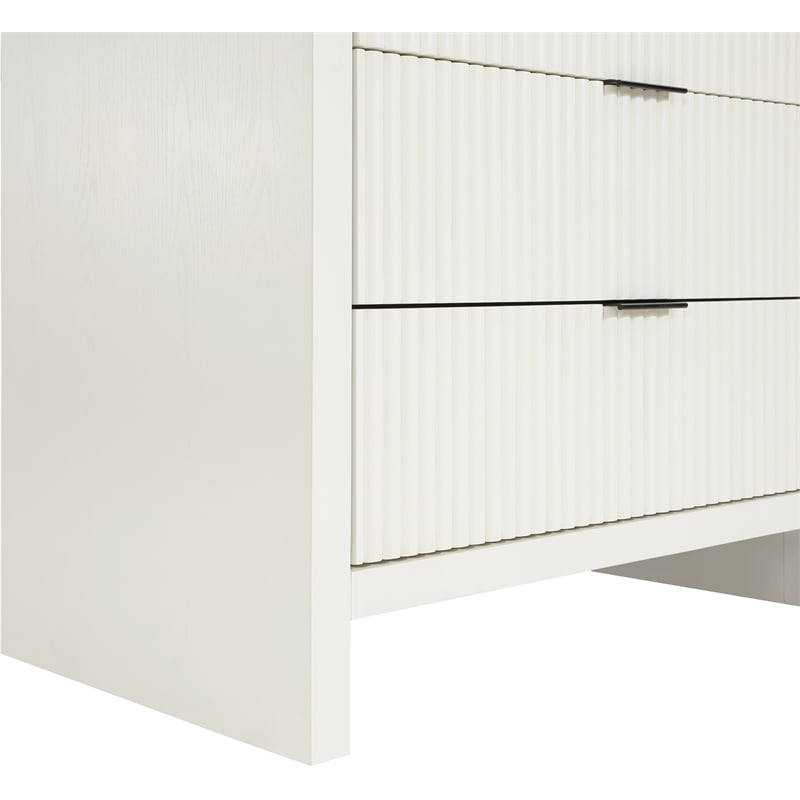 Meridian Furniture Fairfax Cream Oak Veneer Chest