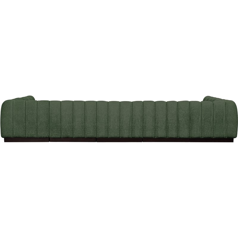 Meridian Furniture Quinn 7-Piece U-Shaped Fabric Modular Sectional in Green