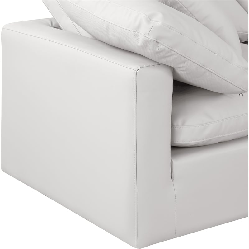 Meridian Furniture Indulge 105