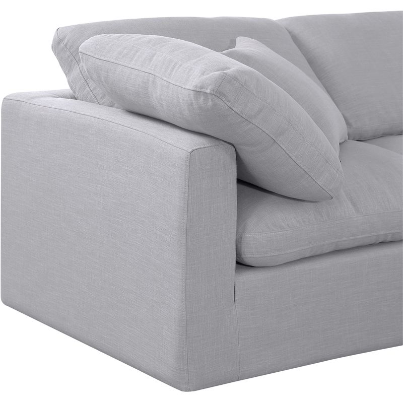 Meridian Furniture Indulge 105