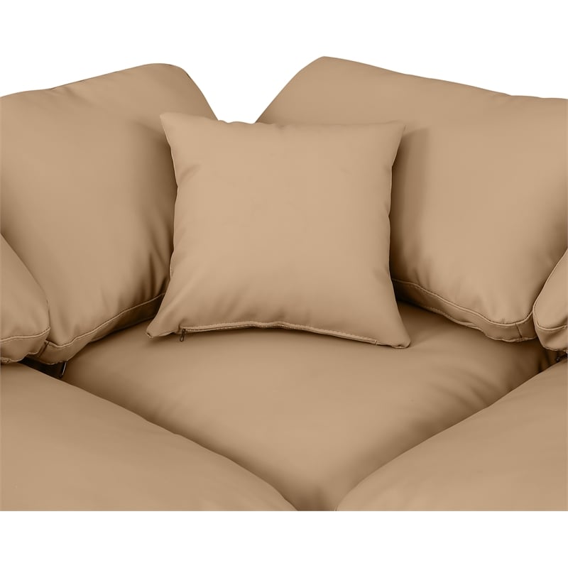 Meridian Furniture Indulge 169.5