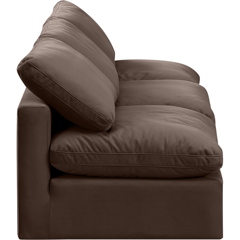 Meridian Furniture Indulge 105
