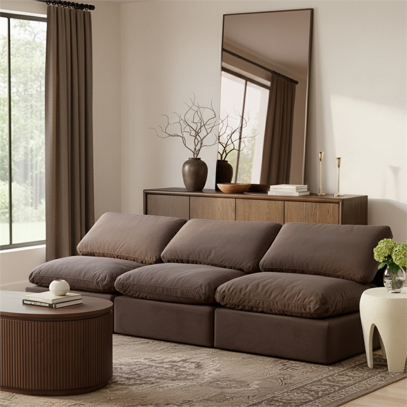 Meridian Furniture Indulge 105