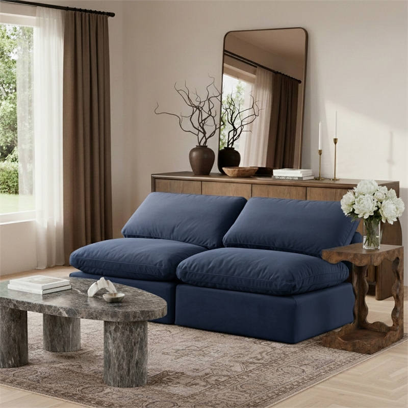 Meridian Furniture Indulge 70