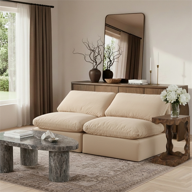 Meridian Furniture Indulge 70
