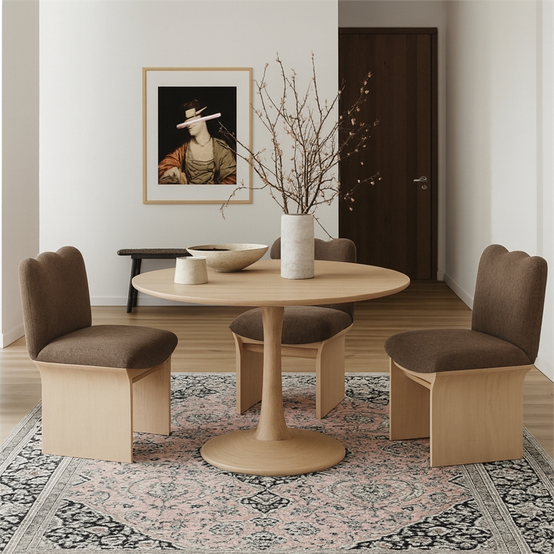 Meridian Furniture Holly 36