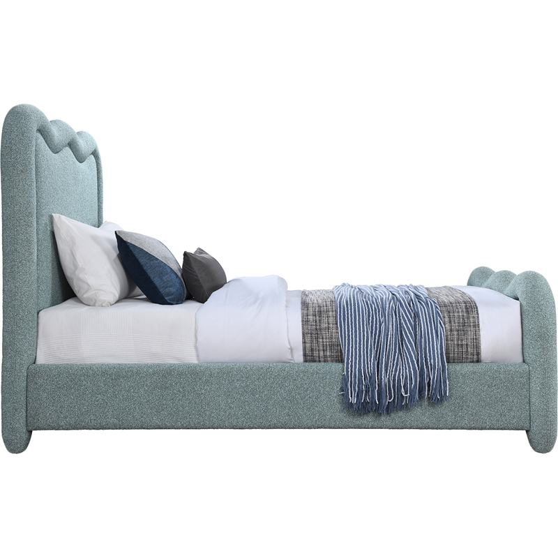 Meridian Furniture Gavin Blue Chenille Fabric Twin Bed