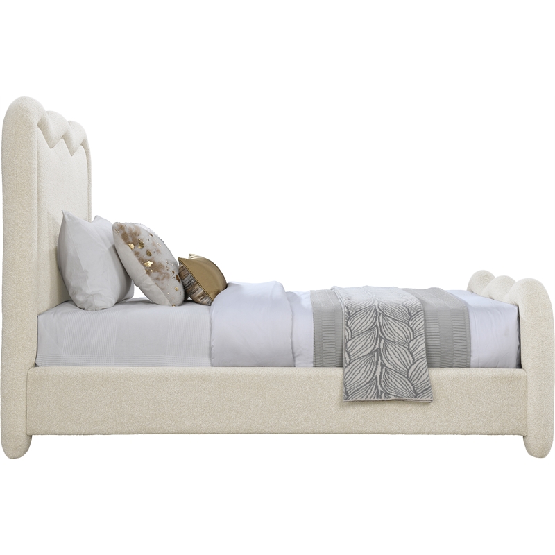 Meridian Furniture Gavin Cream Chenille Fabric Twin Bed