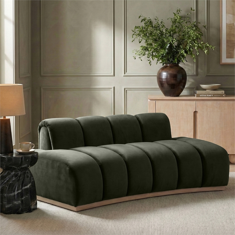 Meridian Furniture Jace Green Velvet Loveseat