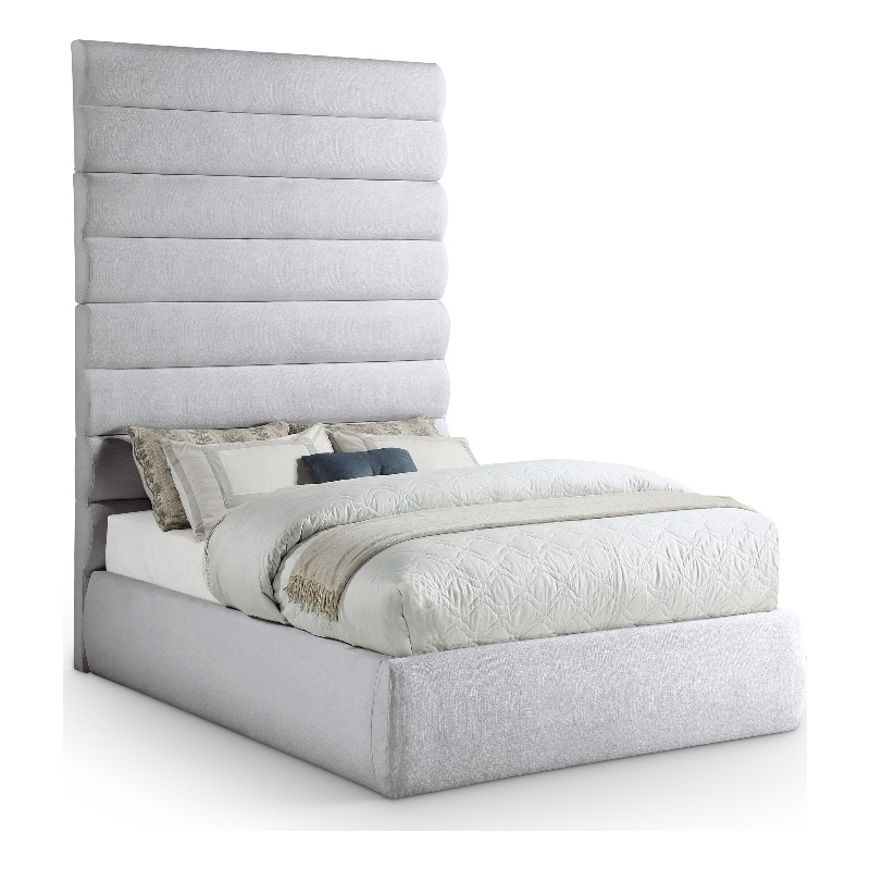 Meridian Furniture Adam Grey Linen Textured Fabric Full Bed