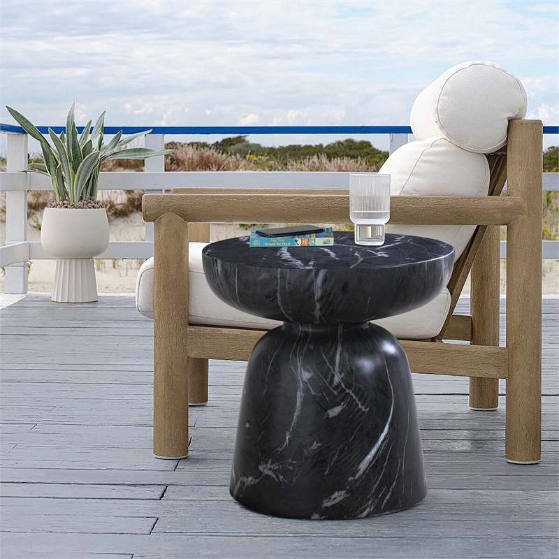 Meridian Furniture Avellino Black Indoor/Outdoor Concrete End Table
