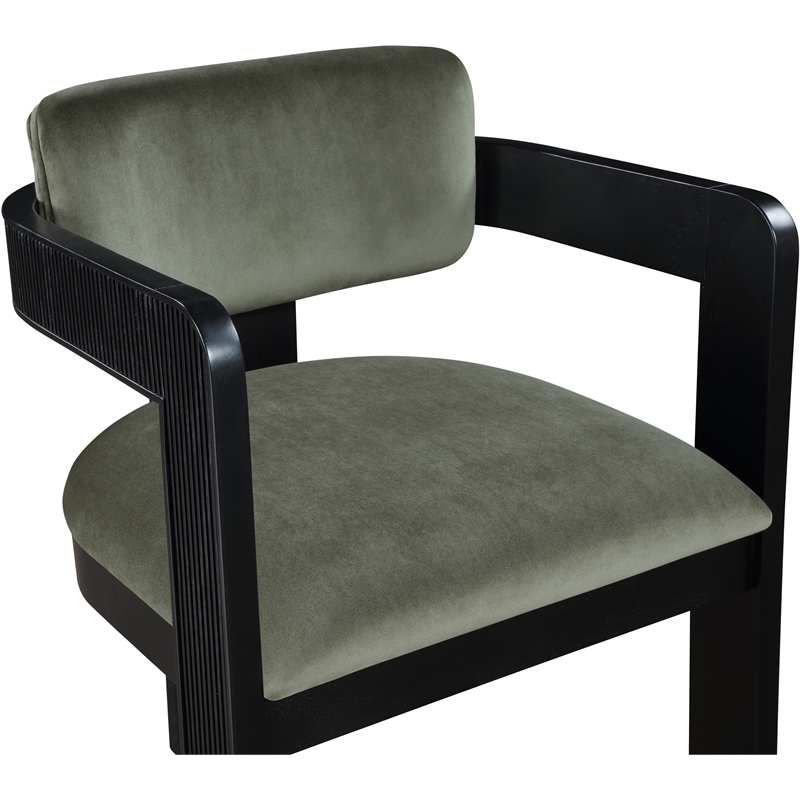 Meridian Furniture Sacha Green Velvet Dining Chair (Set of 2)