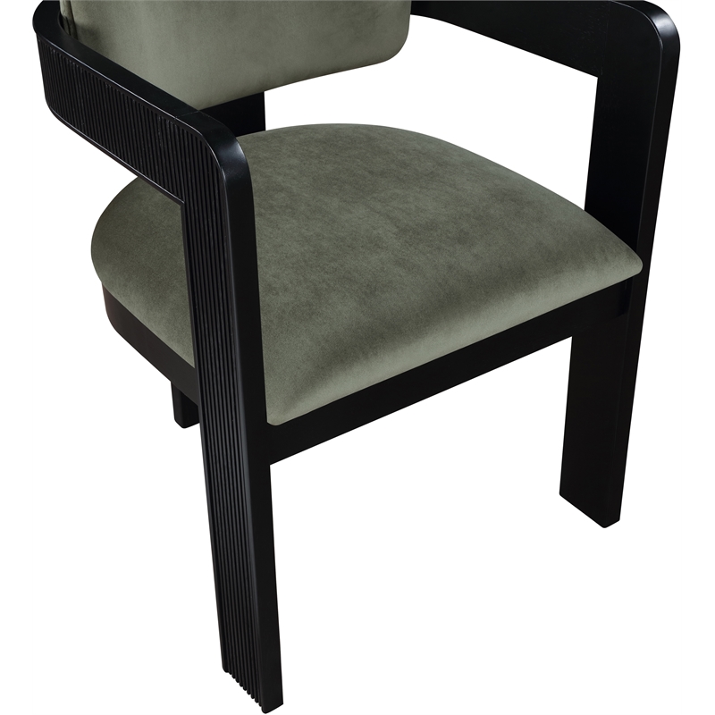 Meridian Furniture Sacha Green Velvet Dining Chair (Set of 2)