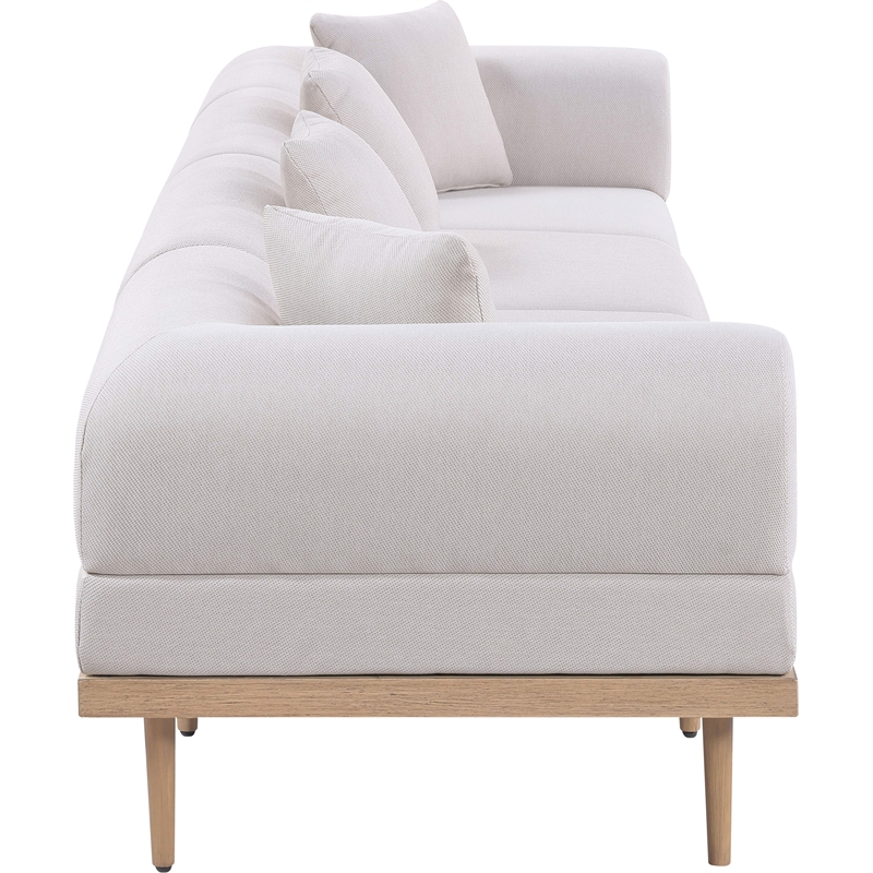 Meridian Furniture 142