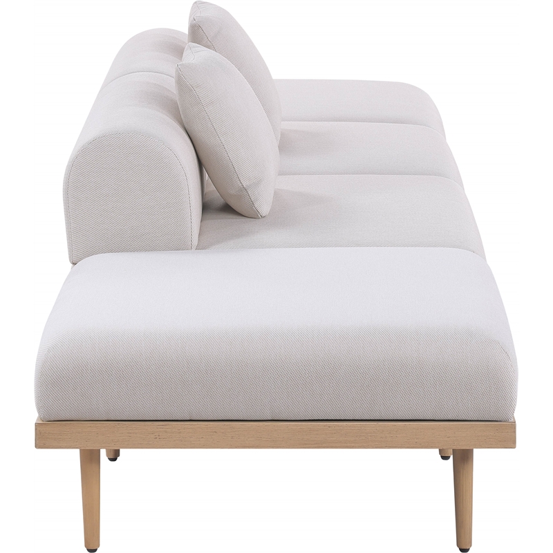 Meridian Furniture 142