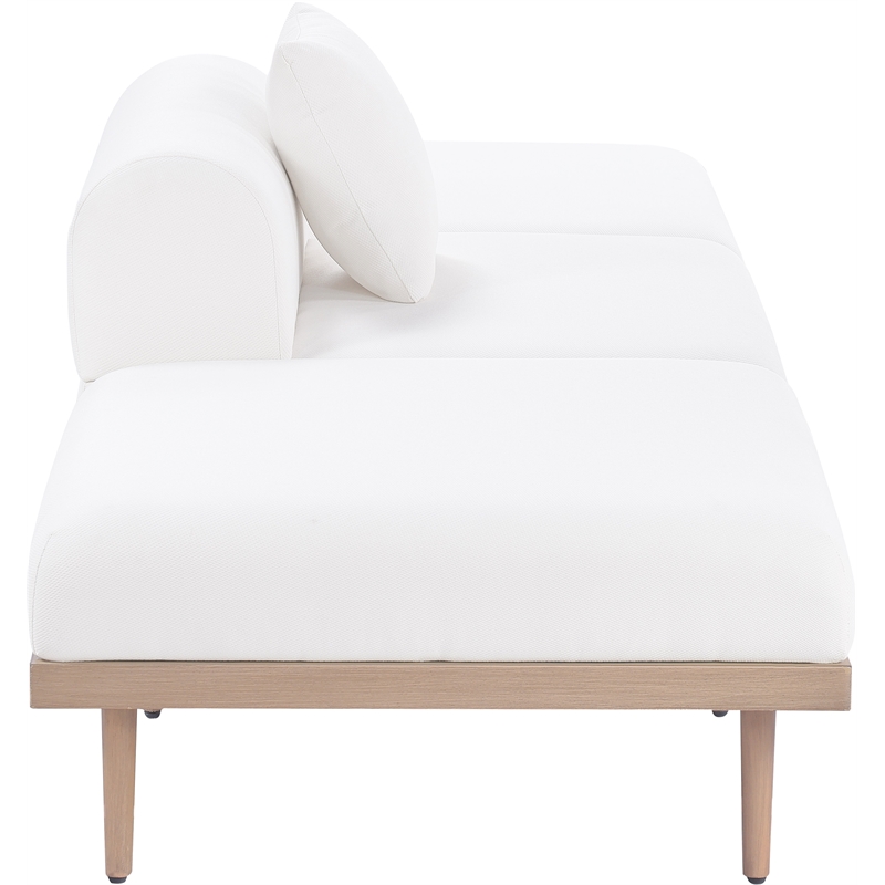 Meridian Furniture 106.5