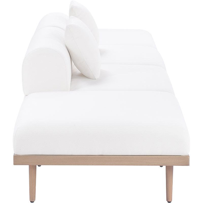 Meridian Furniture 142