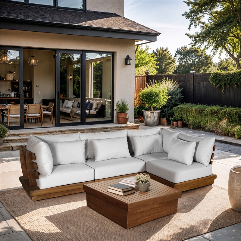 Meridian Furniture Mirella 113