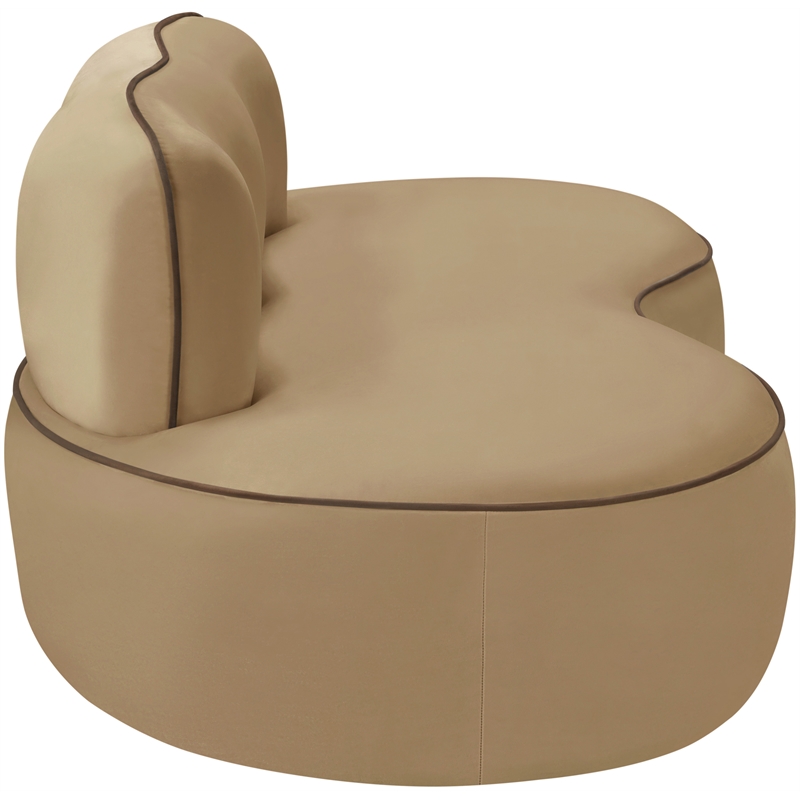 Meridian Furniture Swerve 77