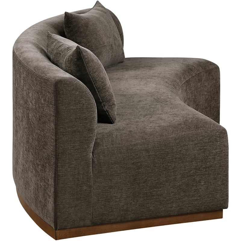 Meridian Furniture Avanti 104