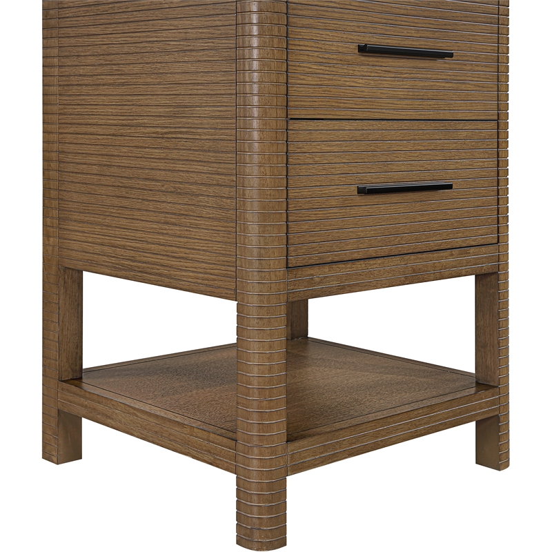 Meridian Furniture Oakwell 24