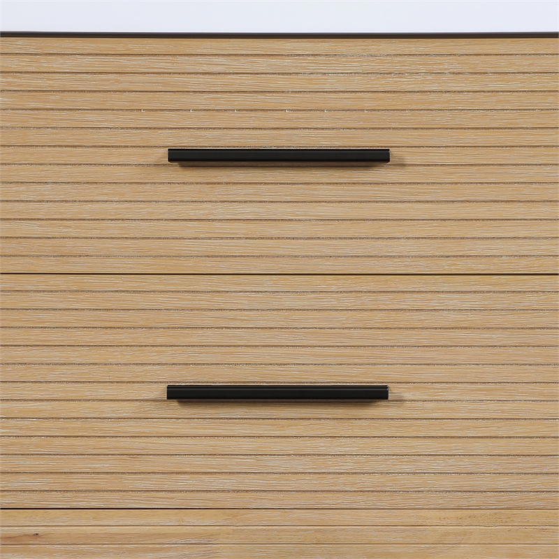 Meridian Furniture Oakwell 36