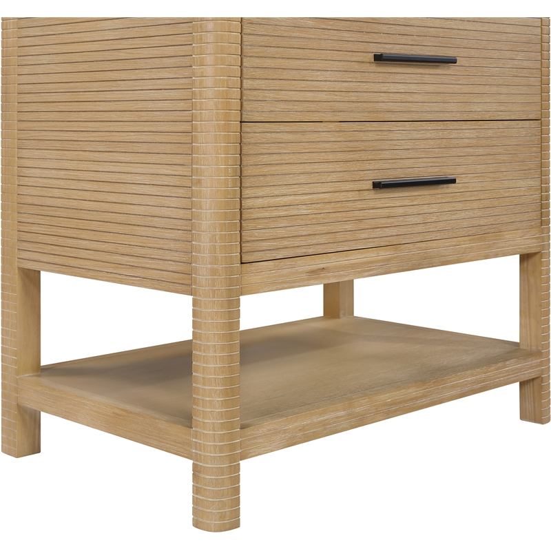 Meridian Furniture Oakwell 36