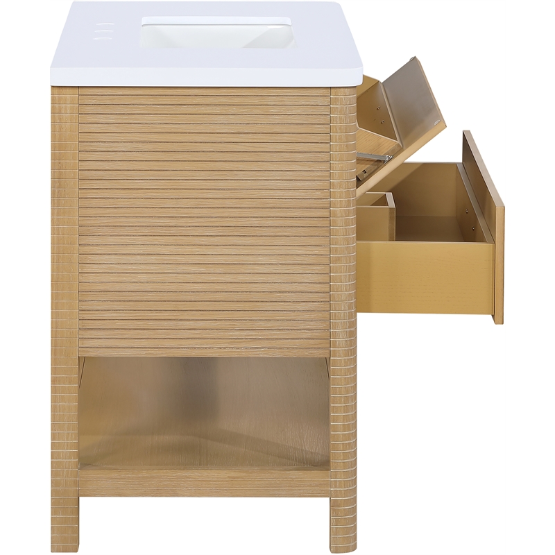 Meridian Furniture Oakwell 36