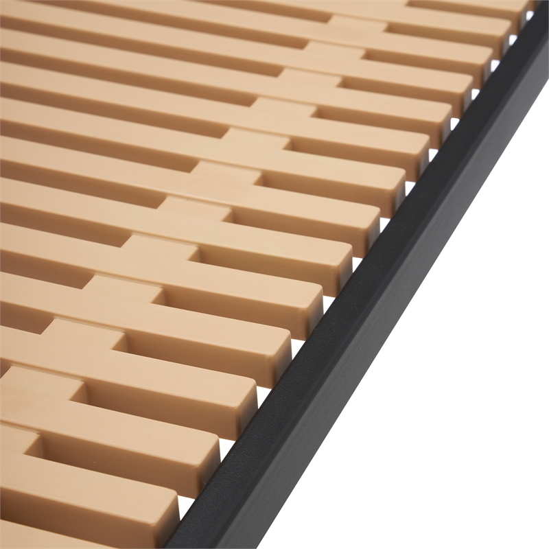 Meridian Furniture Marilla 27.75