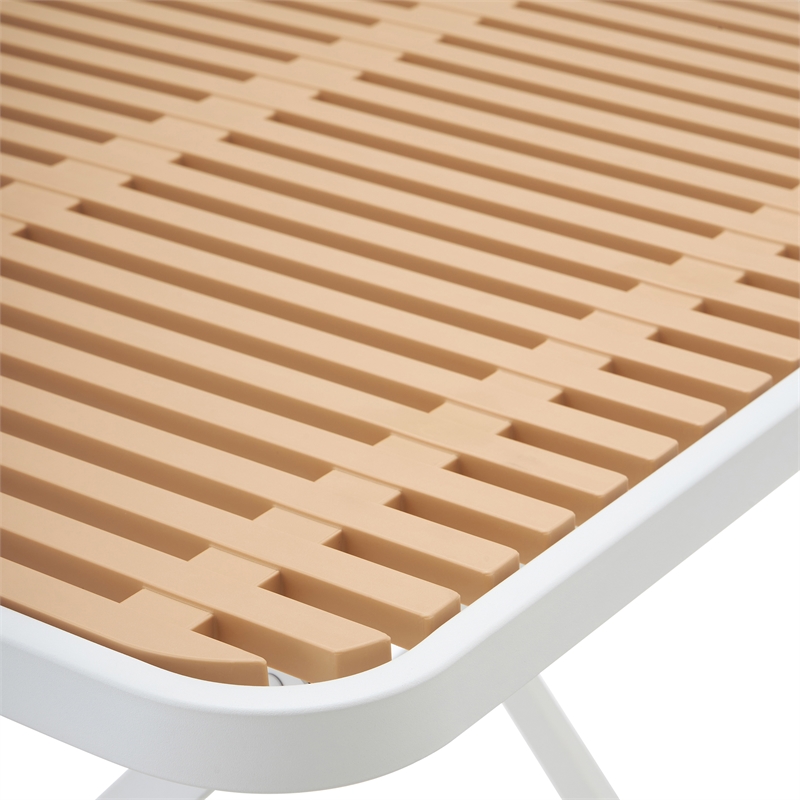 Meridian Furniture Marilla 27.75