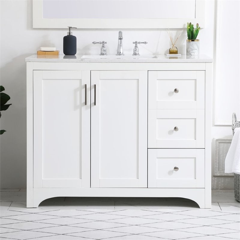 Elegant Decor Moore 42