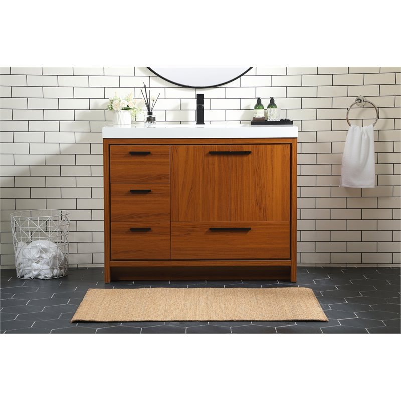 Elegant Decor Wyatt 42