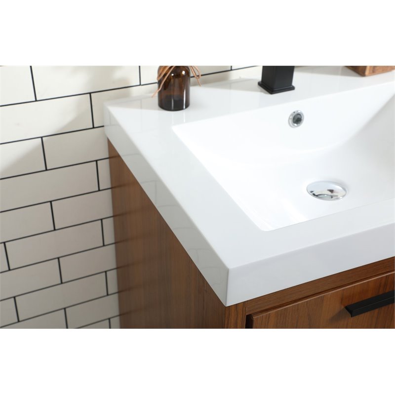 Elegant Decor Wyatt 24