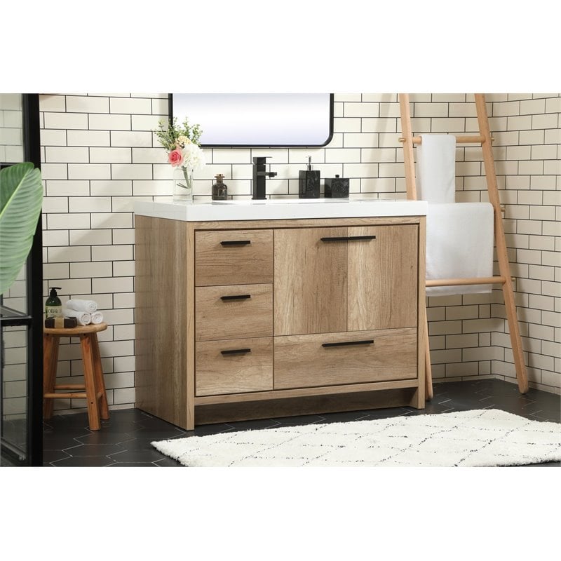 Elegant Decor Wyatt 42